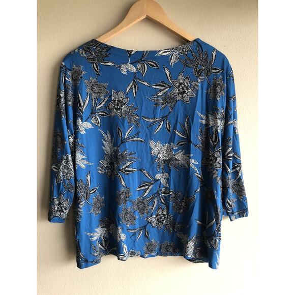 J.Jill Wearever Collection Blue Floral Shirt Size Medium Women's Short Sleeve - Picture 5 of 9